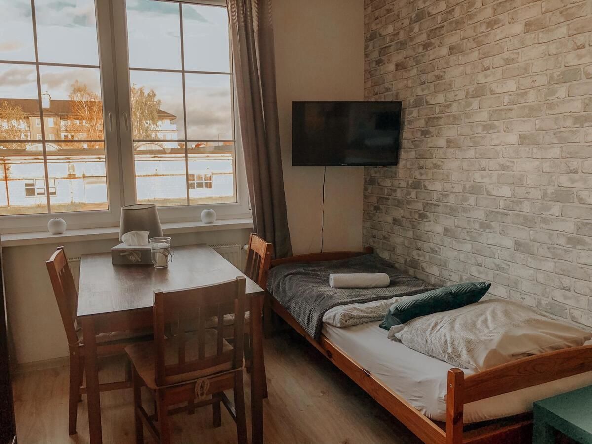 Хостелы Hostel Przed Świtem Гожув-Велькопольски